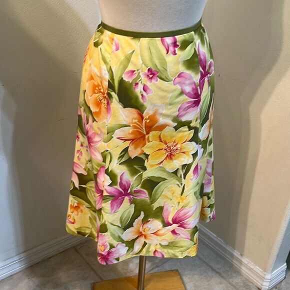 Talbots Tropical Floral A-line Skirt Size 10 - Picture 4 of 12